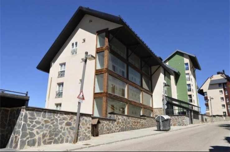 Holidays, Edificio Serraneu, Sierra Nevada 4 Personas Y Parking Ngoại thất bức ảnh