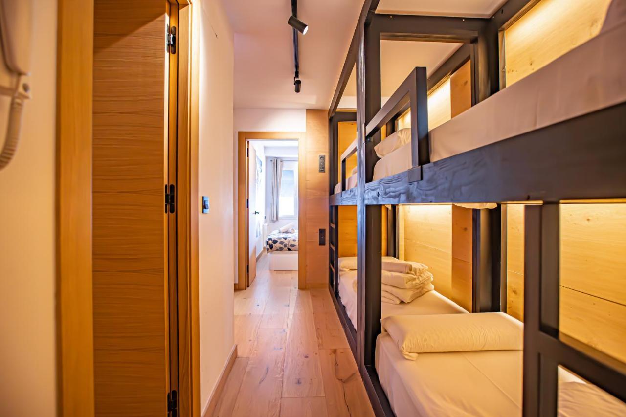 Holidays, Edificio Serraneu, Sierra Nevada 4 Personas Y Parking Ngoại thất bức ảnh
