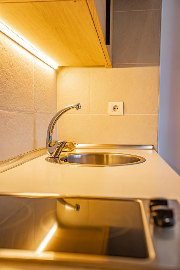 Holidays, Edificio Serraneu, Sierra Nevada 4 Personas Y Parking Ngoại thất bức ảnh