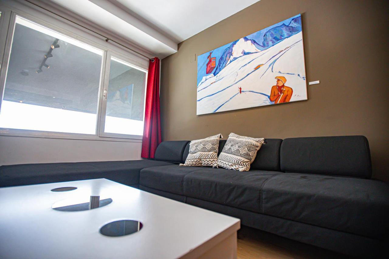 Holidays, Edificio Serraneu, Sierra Nevada 4 Personas Y Parking Ngoại thất bức ảnh