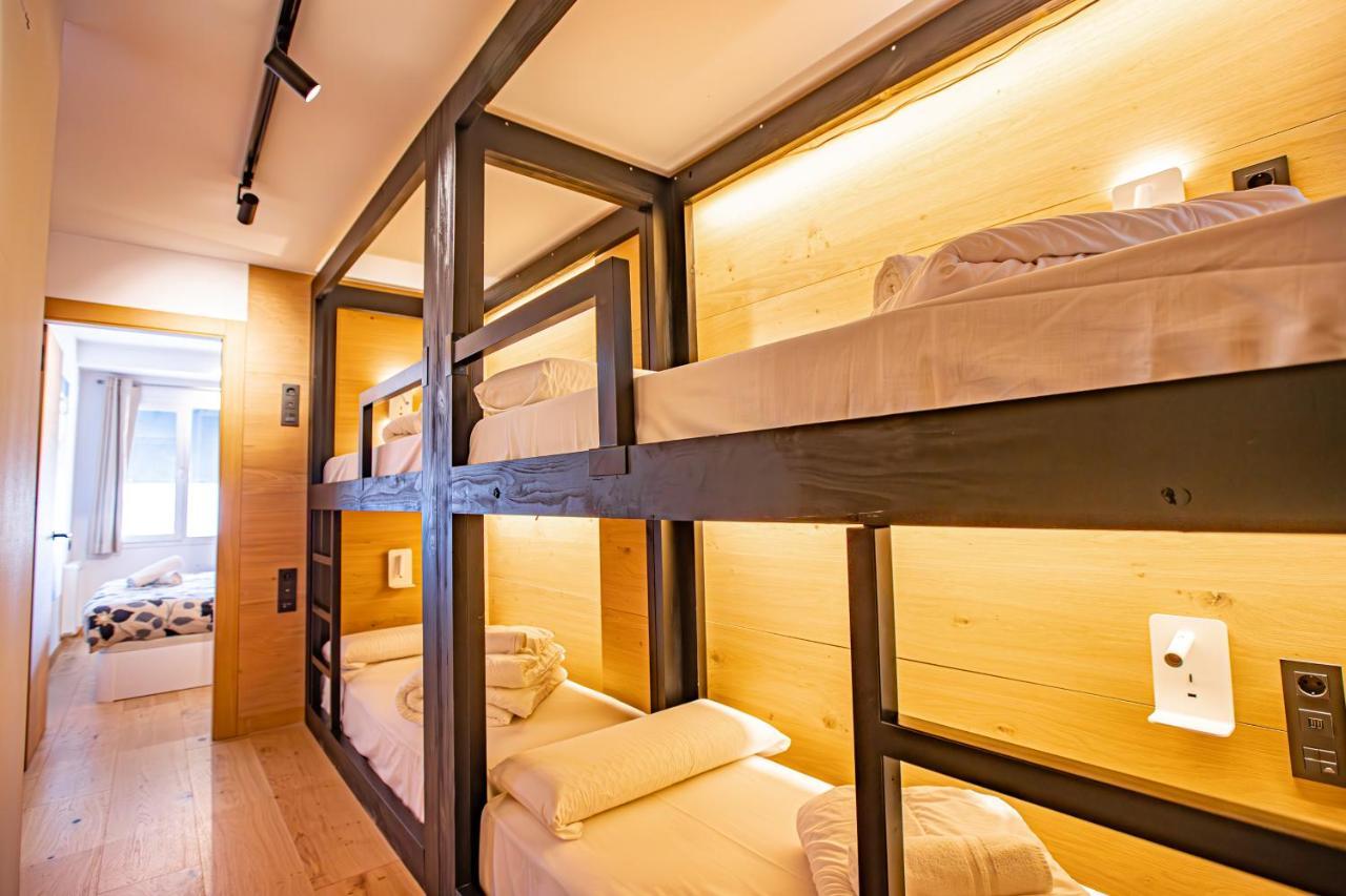 Holidays, Edificio Serraneu, Sierra Nevada 4 Personas Y Parking Ngoại thất bức ảnh
