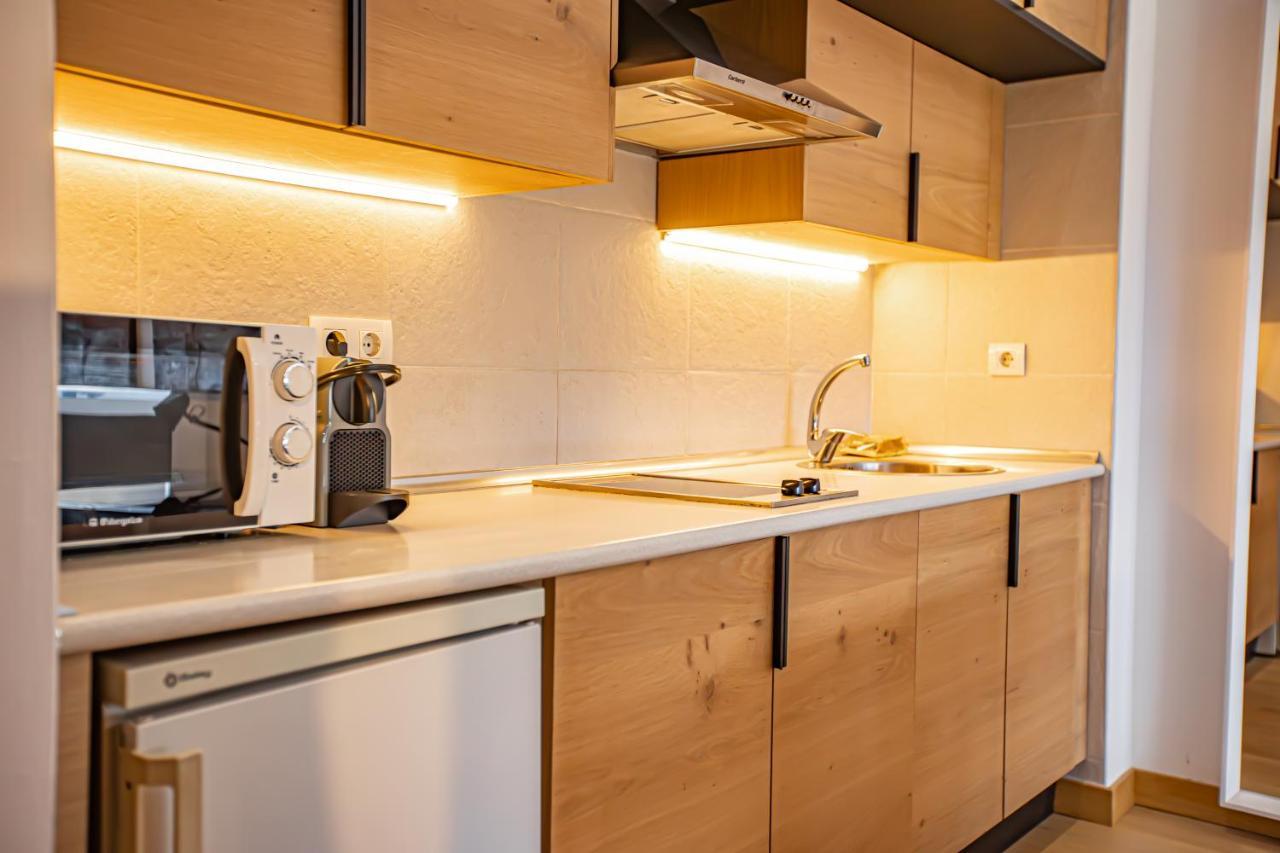 Holidays, Edificio Serraneu, Sierra Nevada 4 Personas Y Parking Ngoại thất bức ảnh
