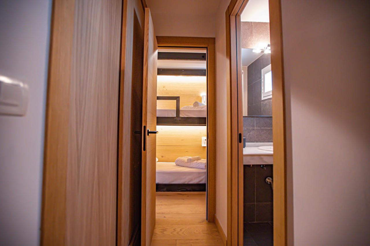 Holidays, Edificio Serraneu, Sierra Nevada 4 Personas Y Parking Ngoại thất bức ảnh